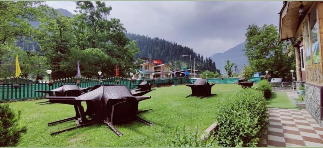 Bombay Palace Hotel Pahalgam Exterior photo